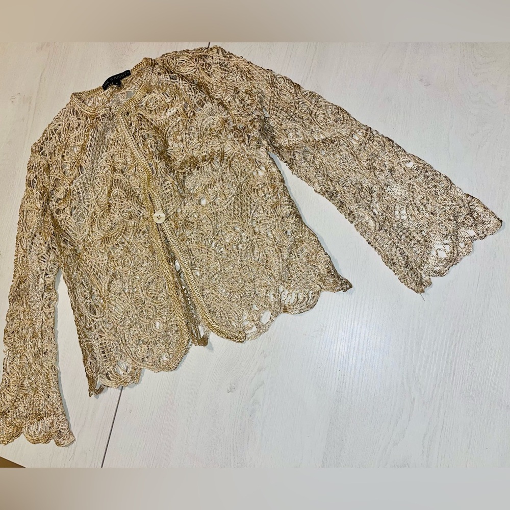 THE WRIGHTS Elegant Lace Cardigan